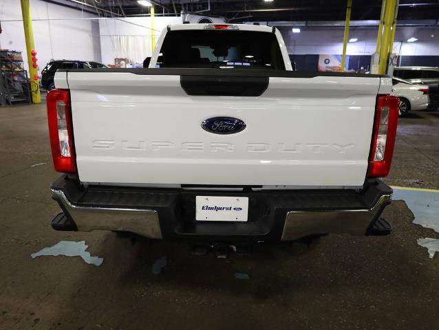 Certified 2024 Ford F350 XLT w/ FX4 Off-Road Package AWD/4WD image 5