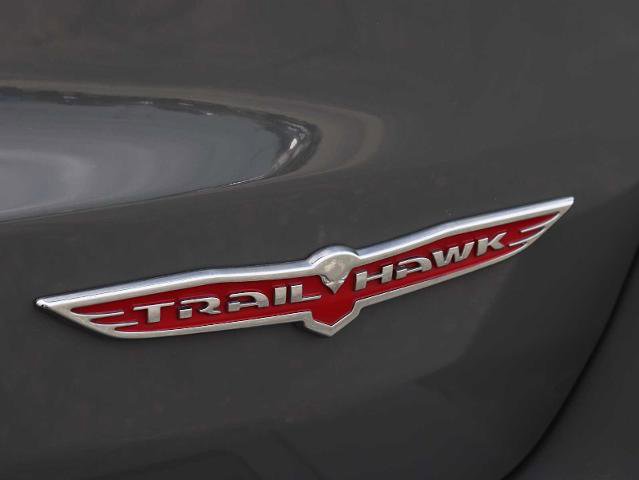 Used 2020 Jeep Grand Cherokee Trailhawk w/ Trailhawk Luxury Group image 15