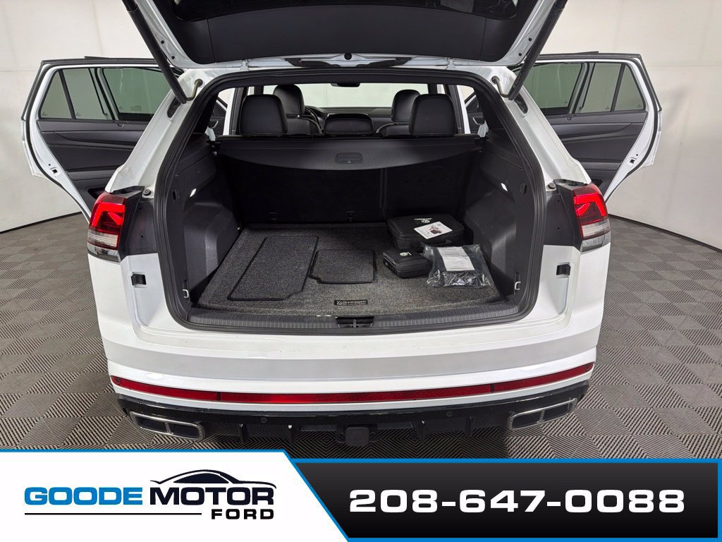 Used 2024 Volkswagen Atlas Cross Sport SEL R-Line AWD/4WD image 21