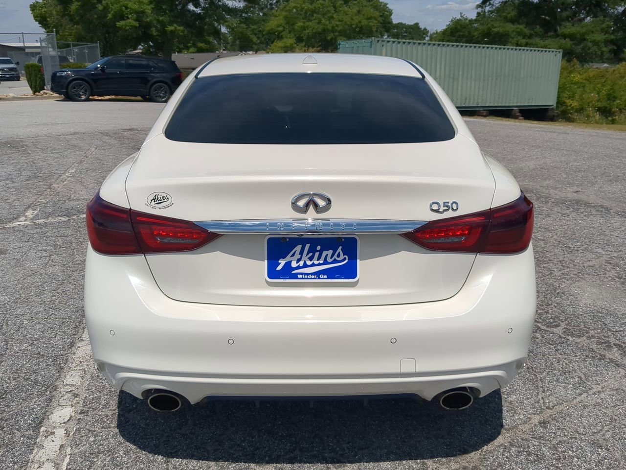 Used 2023 INFINITI Q50 Luxe w/ Cargo Package RWD image 4