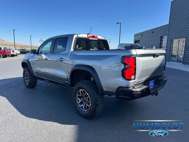 Used 2024 Chevrolet Colorado ZR2 w/ Technology Package AWD/4WD image 7