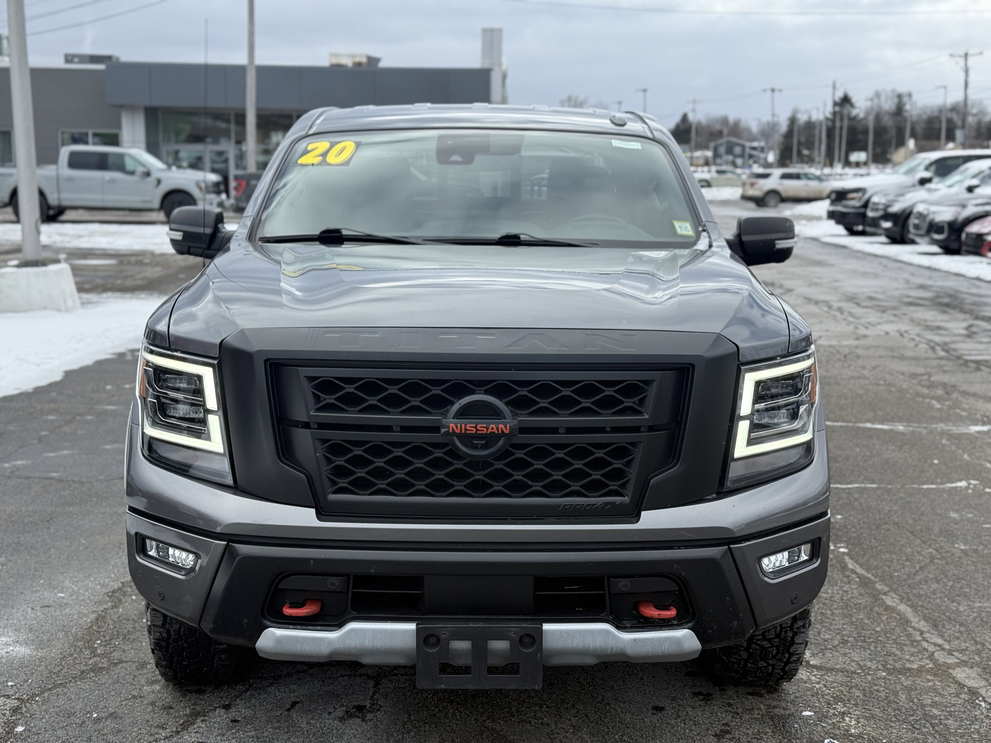 Used 2020 Nissan Titan PRO-4X w/ Pro-4x Convenience Package image 7