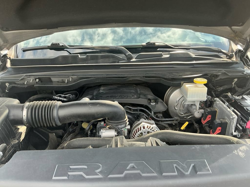 Used 2019 RAM 1500 Laramie AWD/4WD image 25