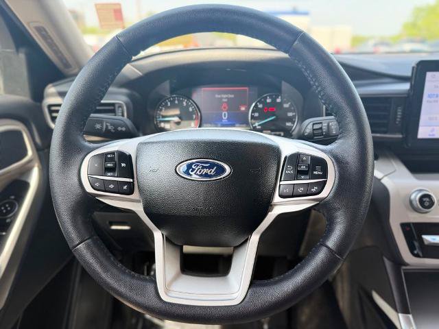 Certified 2023 Ford Explorer XLT w/ Equipment Group 202A AWD/4WD image 14