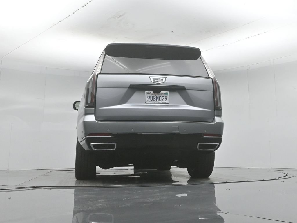 Used 2025 Cadillac Escalade Premium Luxury w/ Touring Package AWD/4WD image 57