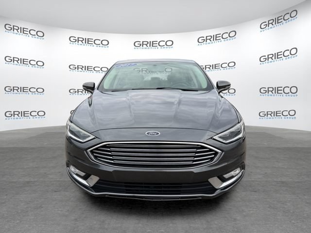 Certified 2017 Ford Fusion SE w/ Fusion SE Technology Package FWD image 2