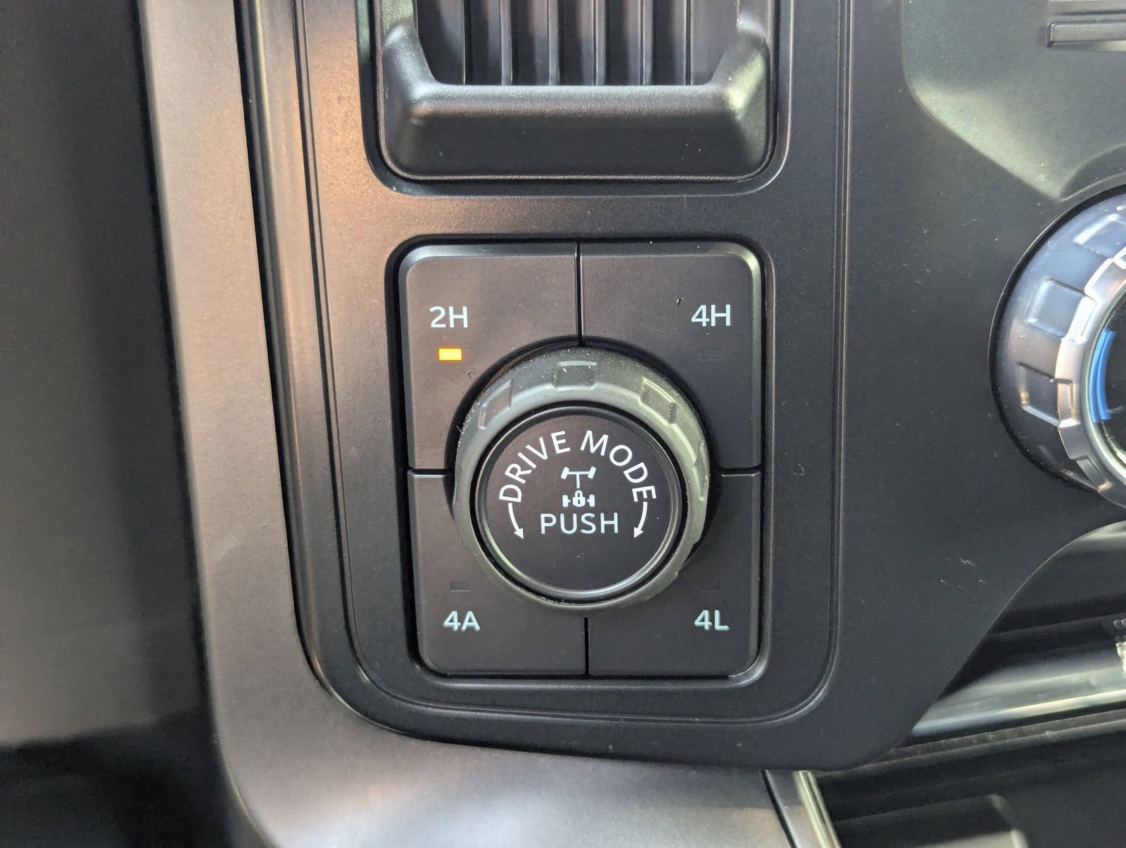 Certified 2024 Ford F150 Lariat w/ Bed Utility Package AWD/4WD image 31