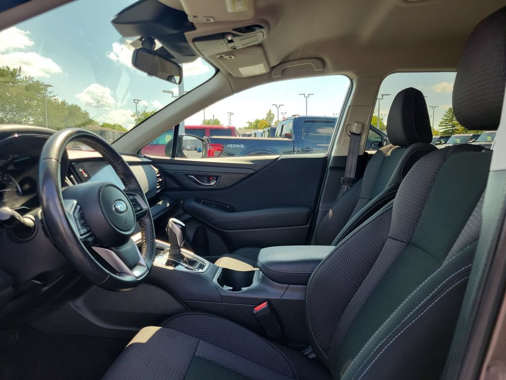 Used 2024 Subaru Outback Premium AWD/4WD image 18
