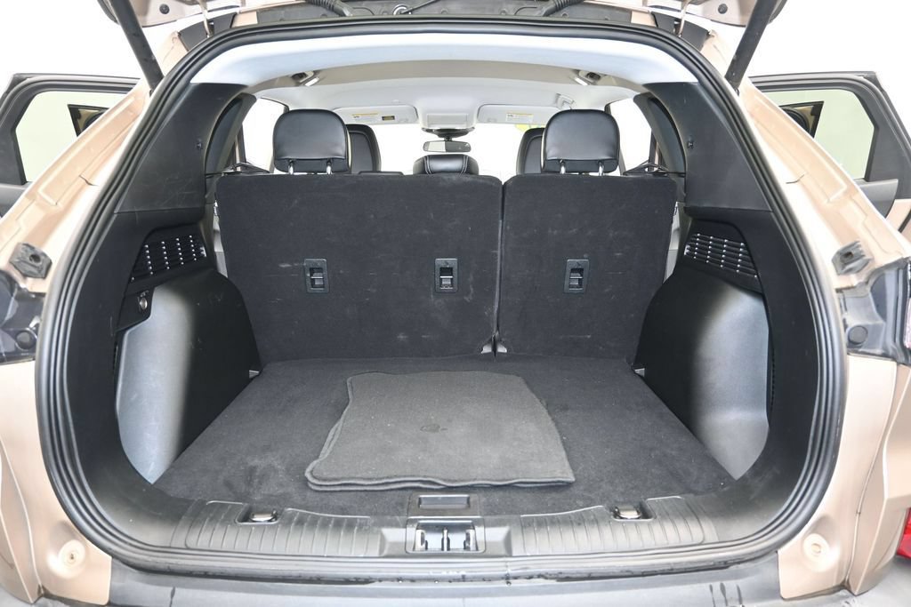 Certified 2021 Ford Escape SEL FWD image 11