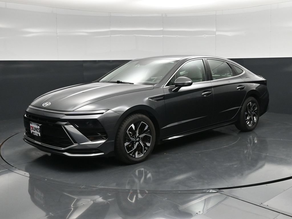 Used 2025 Hyundai Sonata SEL FWD image 7