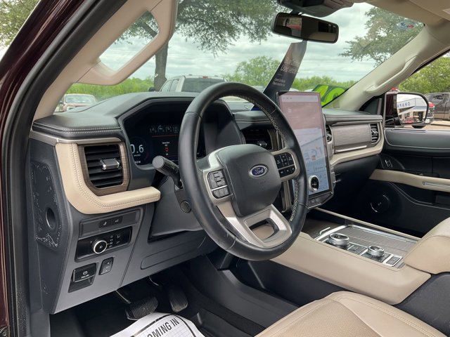 Certified 2024 Ford Expedition Limited w/ Excursion Package AWD/4WD image 6