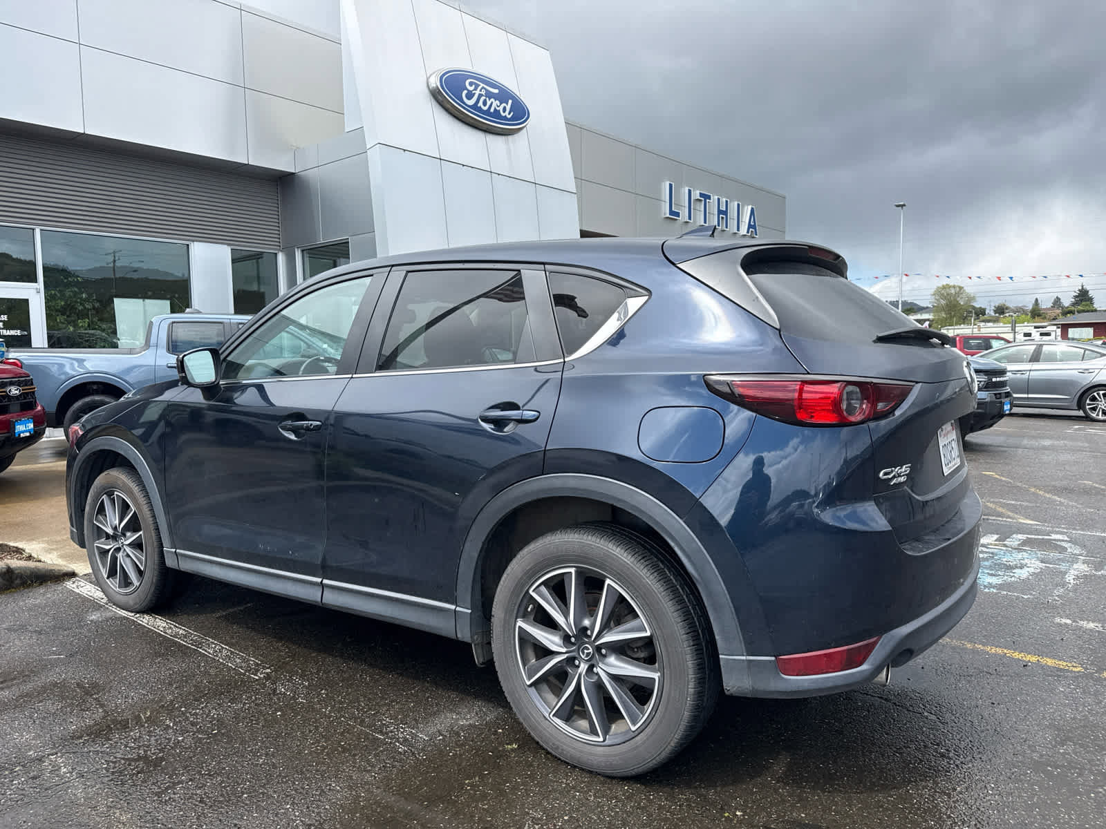 Used 2018 MAZDA CX-5 Touring w/ Preferred Equipment Package AWD/4WD image 12