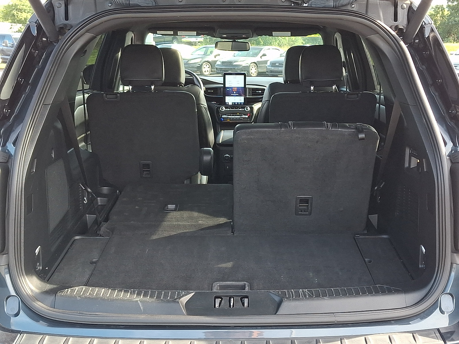 Certified 2023 Ford Explorer ST w/ Equipment Group 401A AWD/4WD image 30