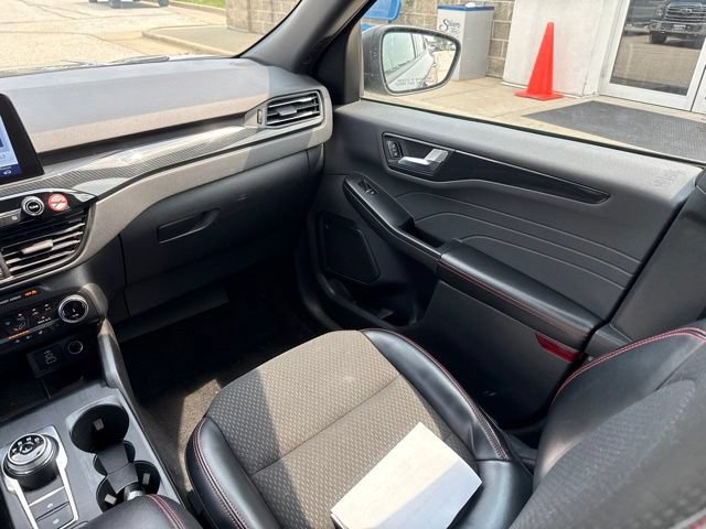 Certified 2024 Ford Escape ST-Line AWD/4WD image 20