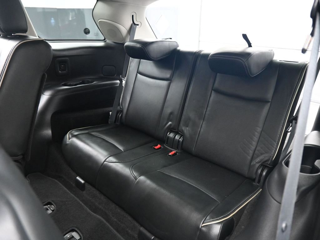 Used 2019 INFINITI QX60 Luxe w/ Essential Package image 48