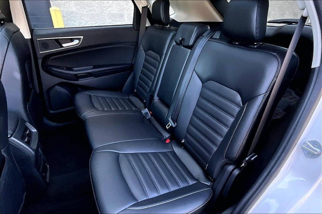 Certified 2024 Ford Edge SEL w/ Convenience Package AWD/4WD image 25