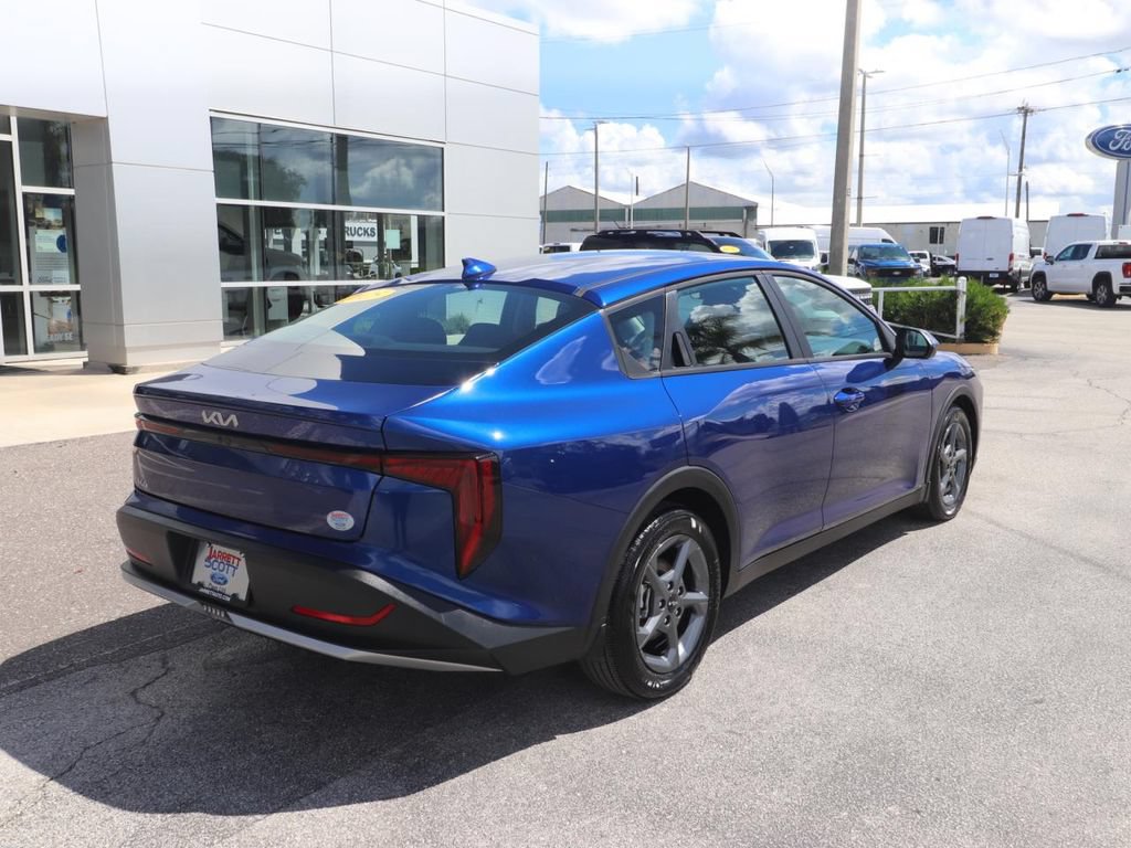 Used 2025 Kia K4 FWD image 13