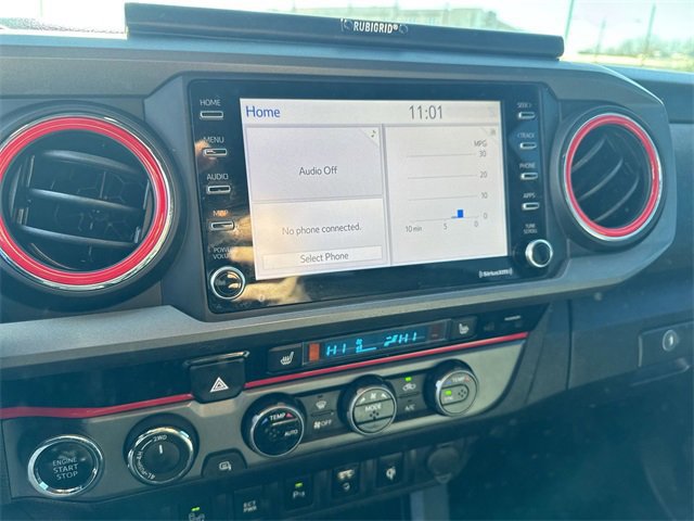 Used 2017 Toyota Tacoma TRD Off-Road image 17