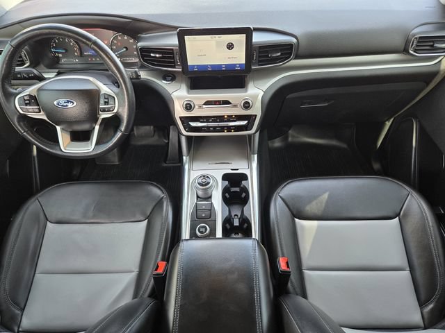 Certified 2022 Ford Explorer XLT w/ Equipment Group 202A AWD/4WD image 25