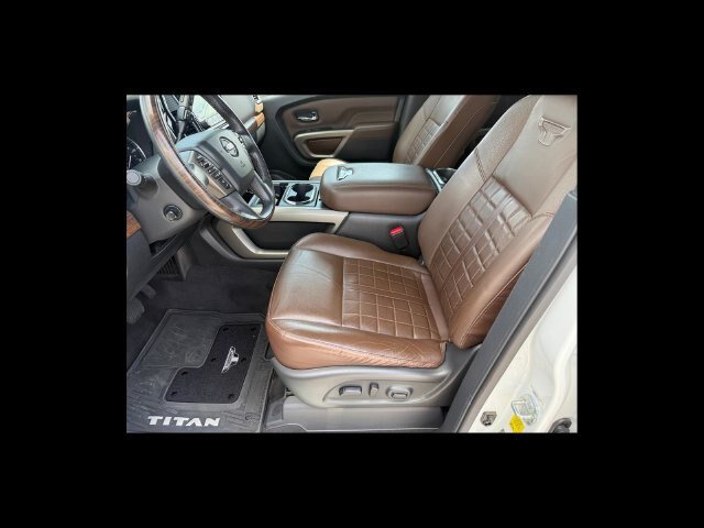 Used 2021 Nissan Titan Platinum Reserve w/ Moonroof Package AWD/4WD image 11