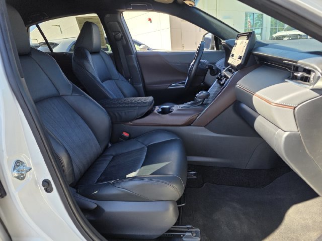 Used 2021 Toyota Venza XLE AWD/4WD image 30