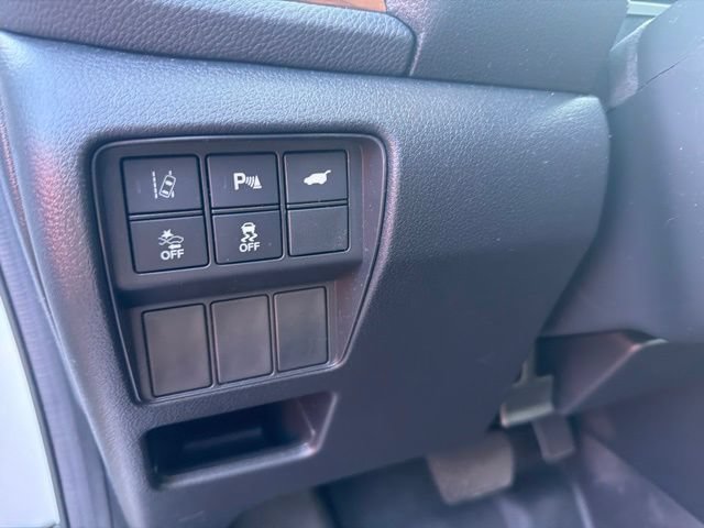 Used 2020 Honda CR-V Touring image 7