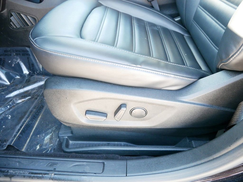 Certified 2022 Ford Edge SEL w/ Convenience Package image 8