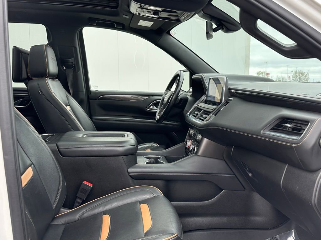 Used 2021 GMC Yukon AT4 w/ AT4 Premium Plus Package image 25