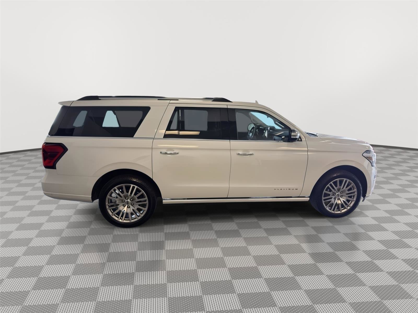 Certified 2024 Ford Expedition Max Platinum image 5