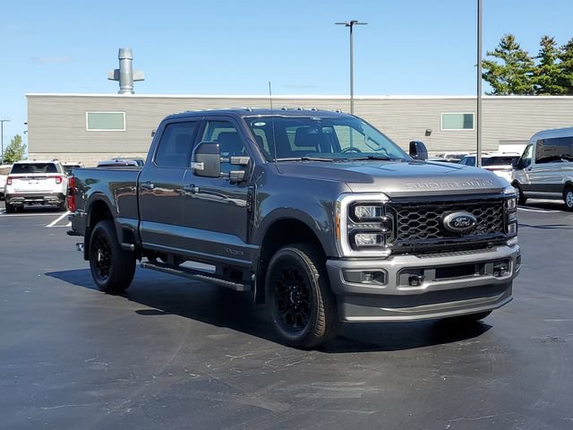 Certified 2025 Ford F250 Lariat w/ Black Appearance Package AWD/4WD image 2