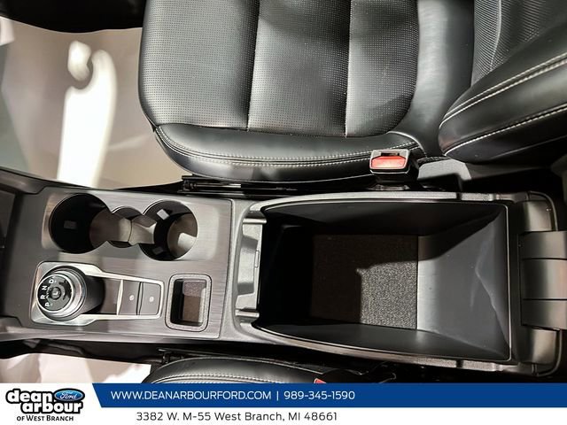 Certified 2025 Ford Escape Platinum AWD/4WD image 17