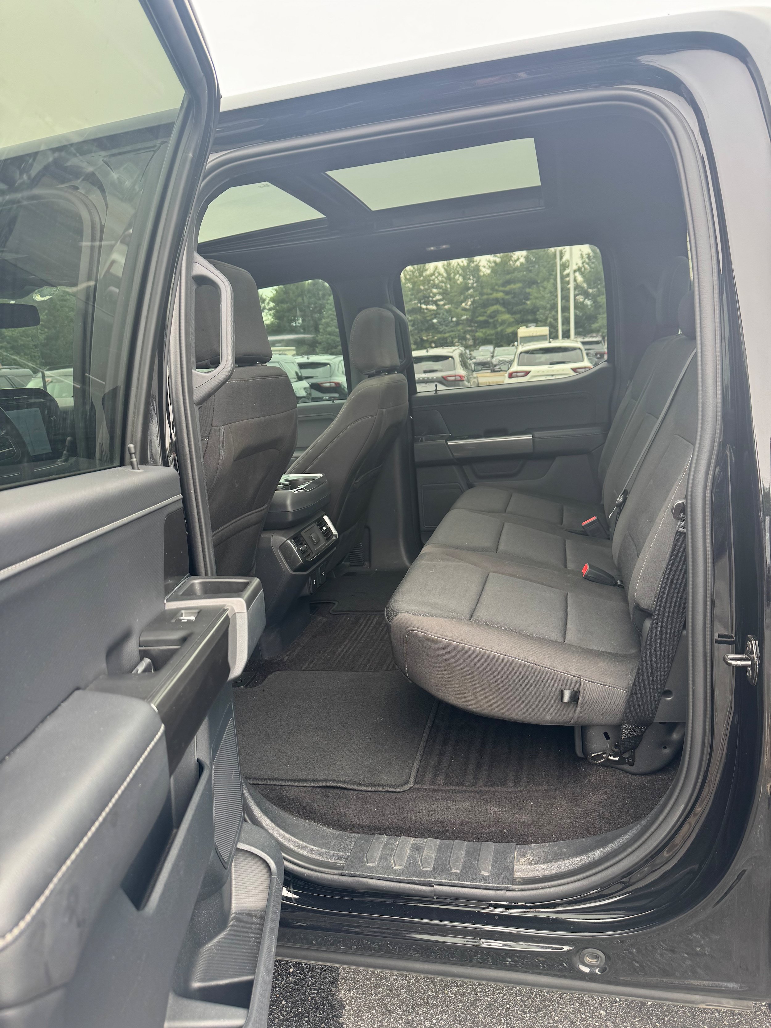 Certified 2022 Ford F150 XLT w/ Equipment Group 302A High AWD/4WD image 9