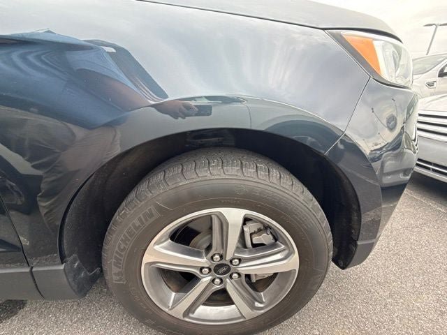 Certified 2023 Ford Edge SEL w/ Convenience Package AWD/4WD image 9