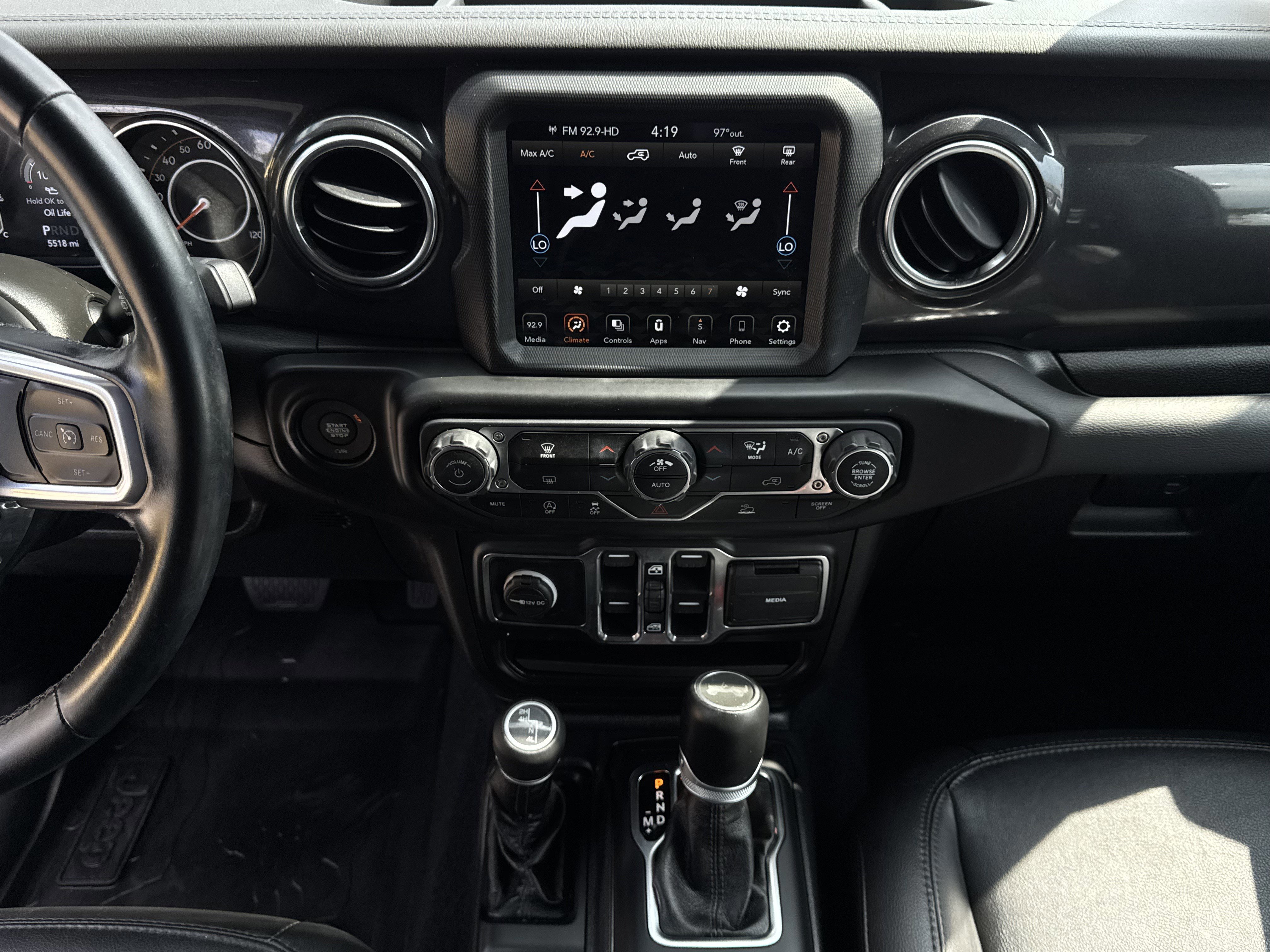 Used 2021 Jeep Wrangler Unlimited Sahara image 20