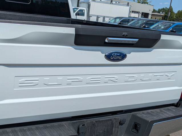 Certified 2022 Ford F250 XLT w/ XLT Premium Package AWD/4WD image 37
