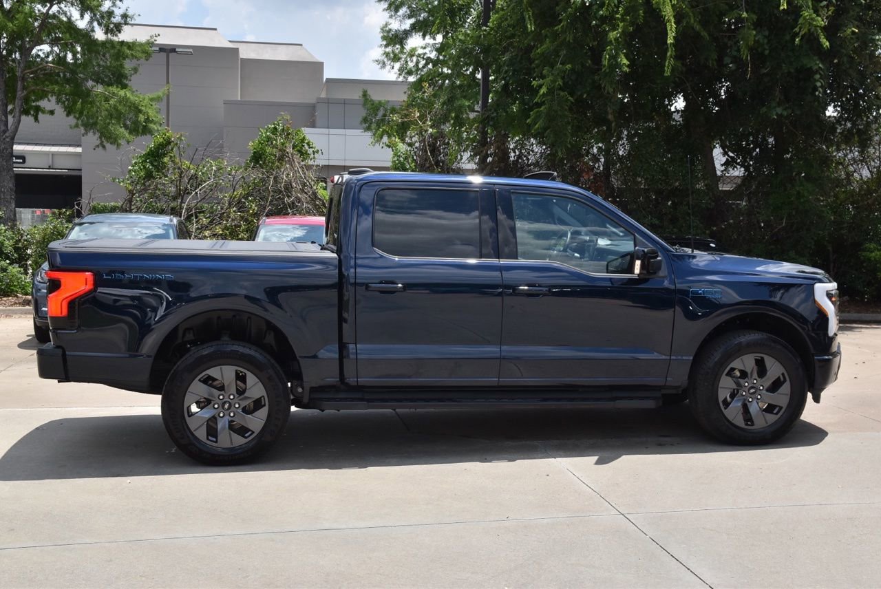 Certified 2025 Ford F150 Lightning Lariat AWD/4WD image 6