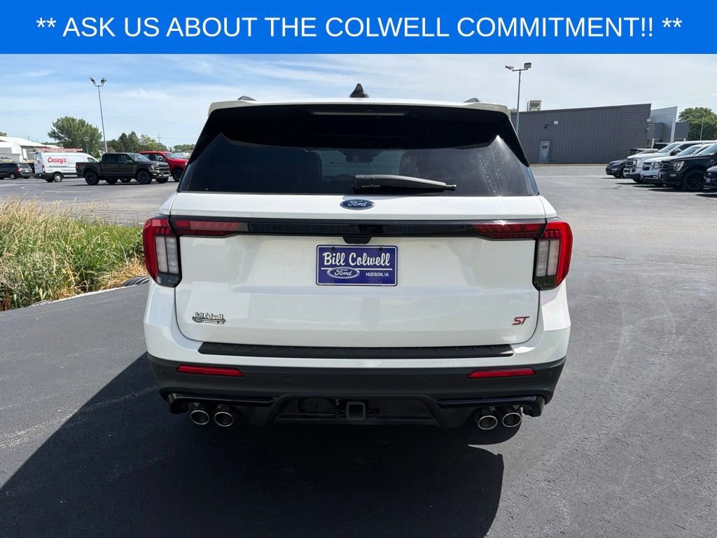Certified 2025 Ford Explorer ST AWD/4WD image 5