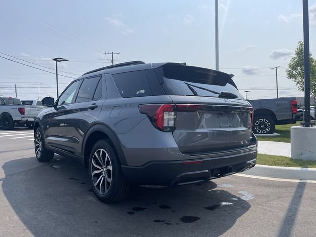 Certified 2026 Ford Explorer ST-Line AWD/4WD image 3