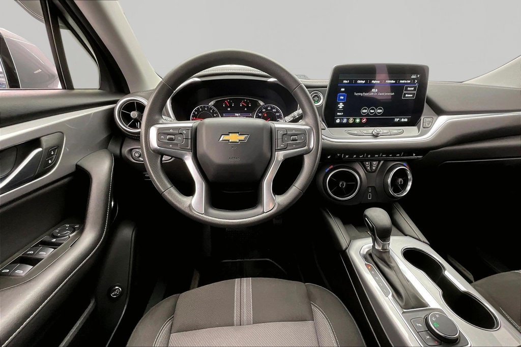 Used 2024 Chevrolet Blazer LT w/ Convenience Package FWD image 5