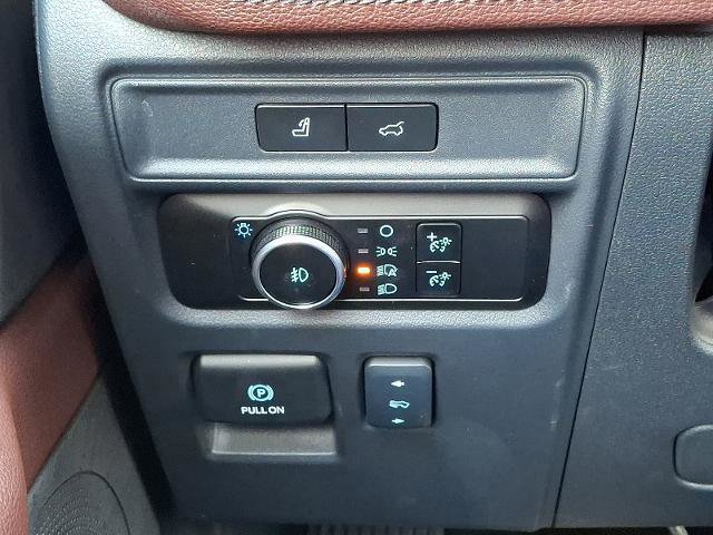 Certified 2024 Ford Expedition Limited image 27