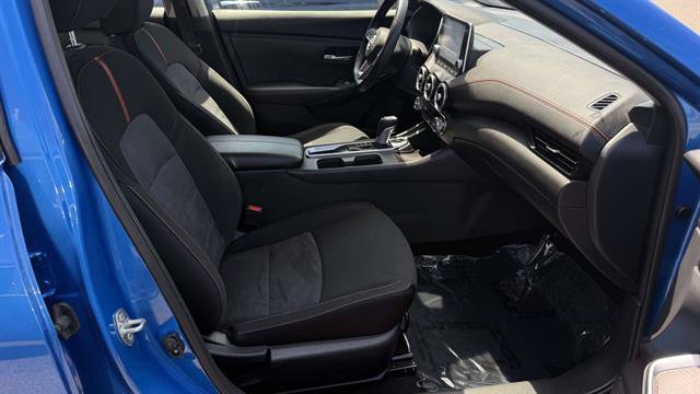 Used 2025 Nissan Sentra SR FWD image 23