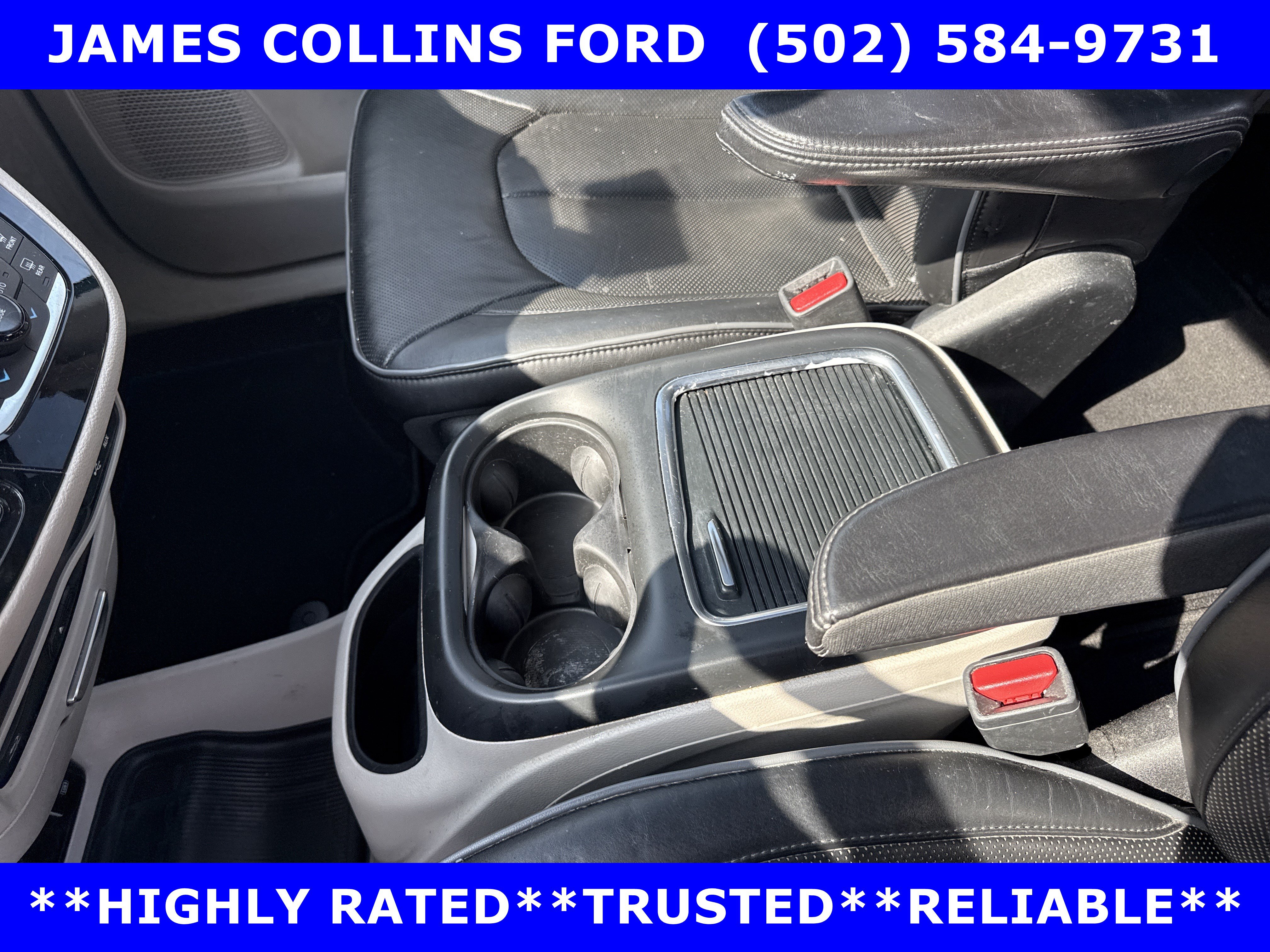 Used 2018 Chrysler Pacifica Limited FWD image 22