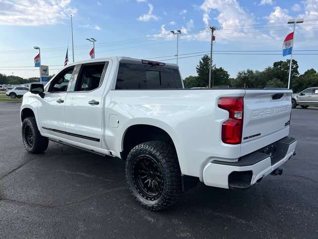 Used 2024 Chevrolet Silverado 1500 High Country w/ Technology Package AWD/4WD image 5