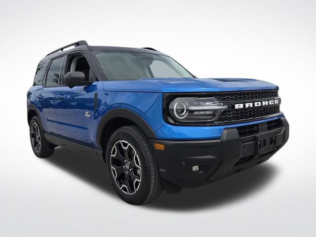Certified 2025 Ford Bronco Sport Outer Banks w/ Outer Banks Tech Package+ AWD/4WD image 1