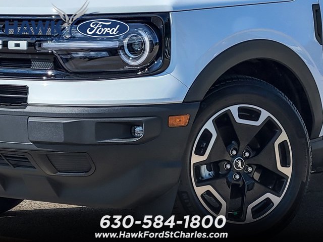 Certified 2024 Ford Bronco Sport Outer Banks w/ Tech Package AWD/4WD image 3