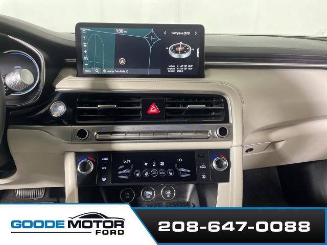 Used 2024 Genesis G70 2.5T AWD/4WD image 15