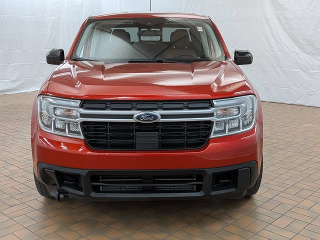 Certified 2024 Ford Maverick Lariat w/ FX4 Off-Road Package AWD/4WD image 2