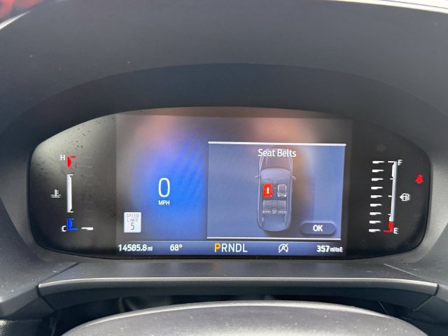 Certified 2024 Ford Escape ST-Line w/ Tech Pack #1 AWD/4WD image 17