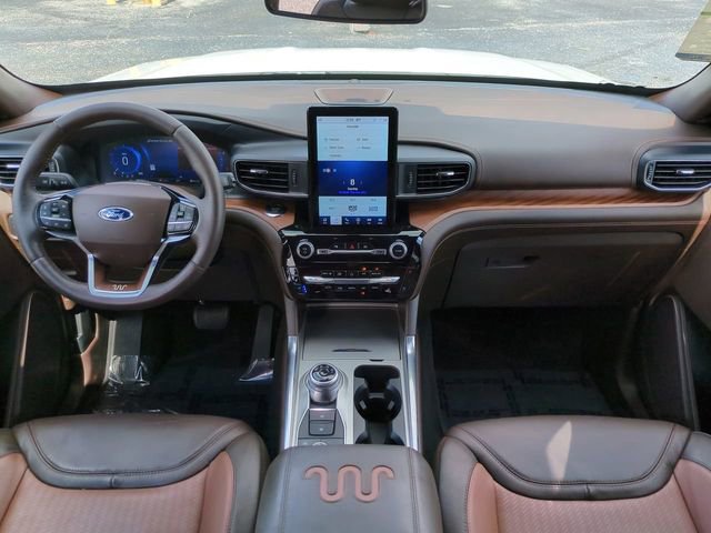 Certified 2022 Ford Explorer King Ranch w/ Premium Technology Package image 17