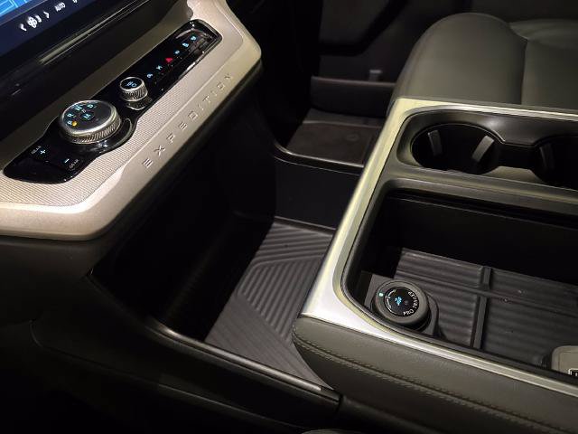 Certified 2026 Ford Expedition Active RWD image 32